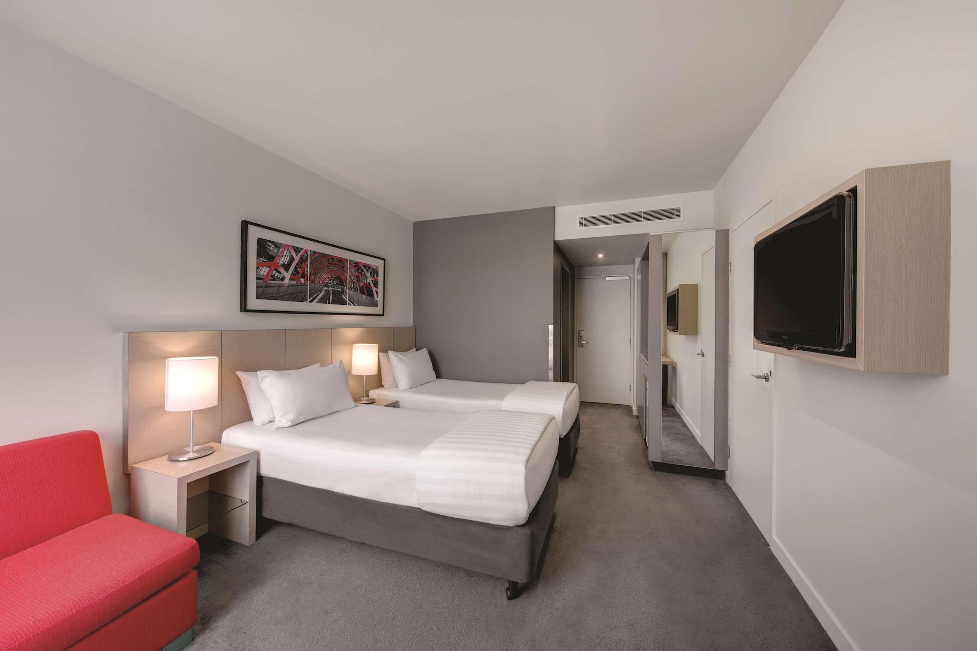 Travelodge Hotel Melbourne Docklands Ngoại thất bức ảnh