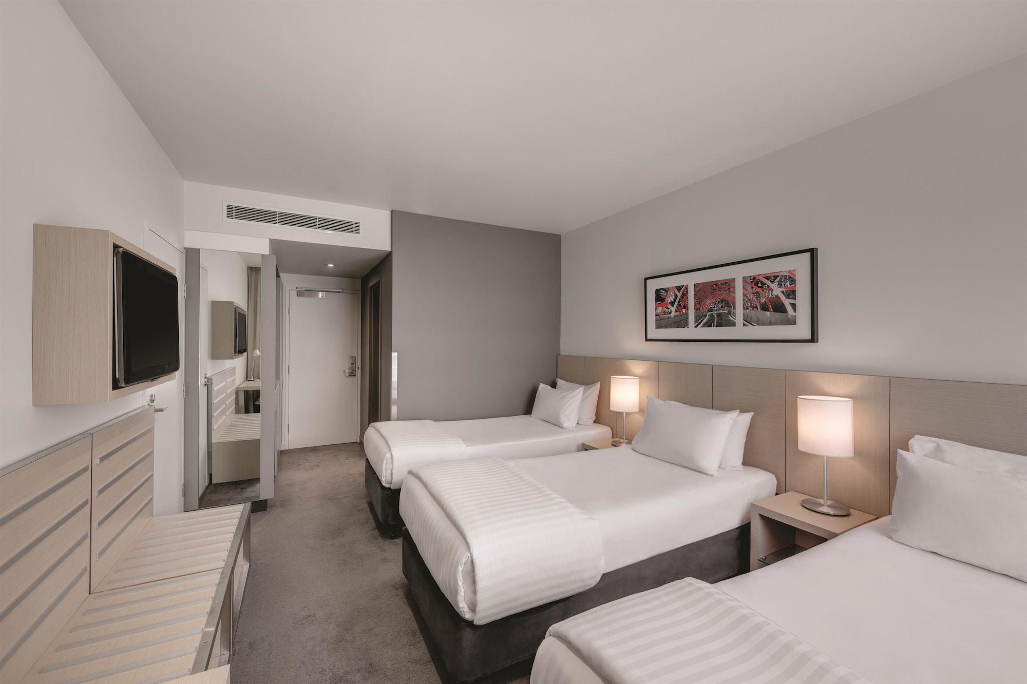 Travelodge Hotel Melbourne Docklands Ngoại thất bức ảnh