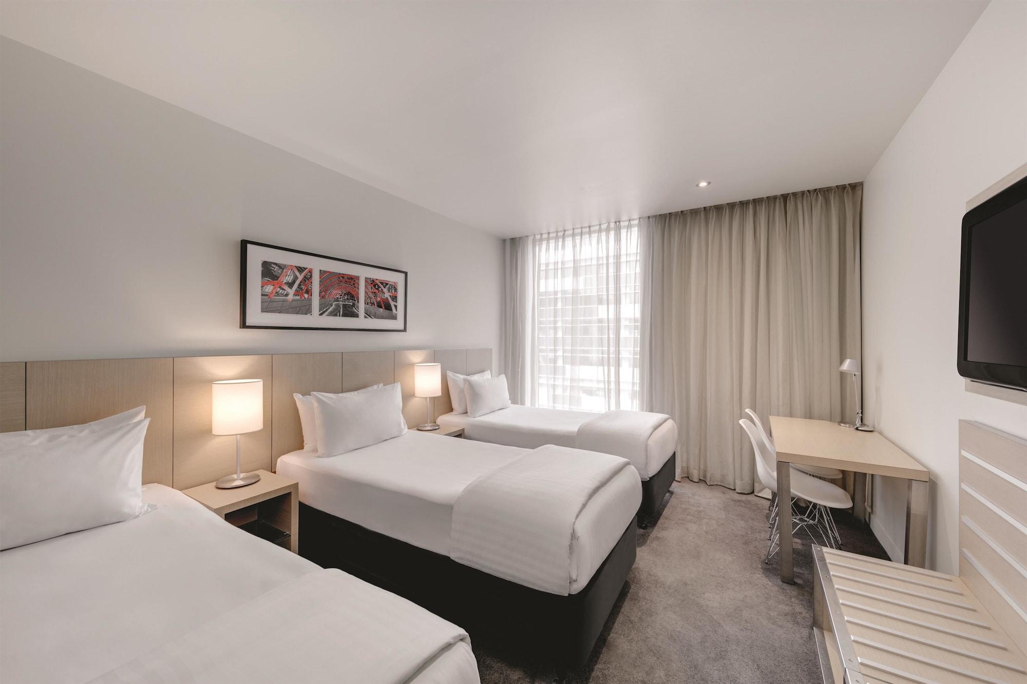 Travelodge Hotel Melbourne Docklands Ngoại thất bức ảnh